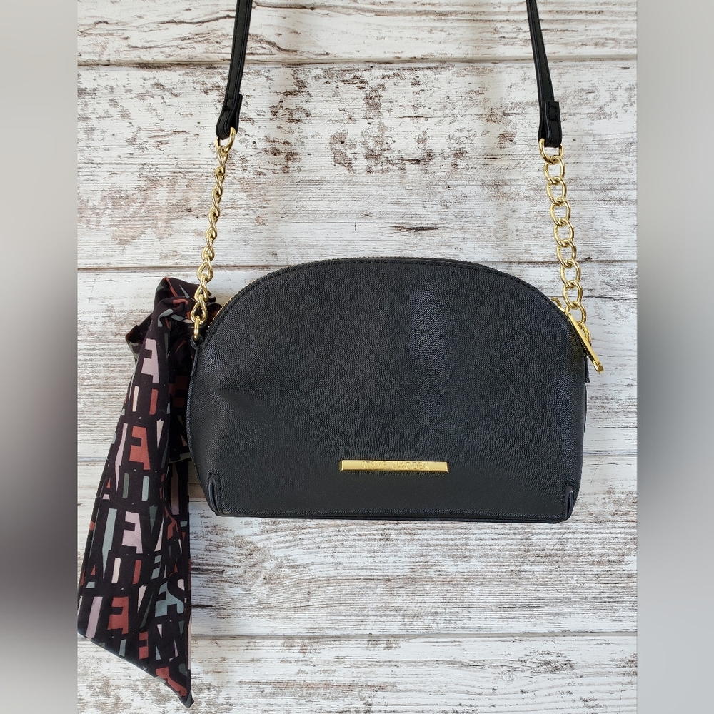 NWOT Steve Madden BMarilyn Black Dome Crossbody Bag With Scarf